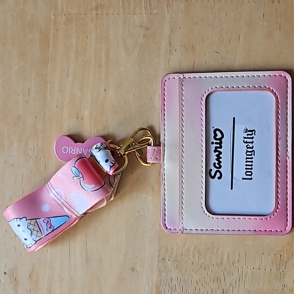 HELLO KITTY CARNIVAL LAYNARD - Picture 6 of 10